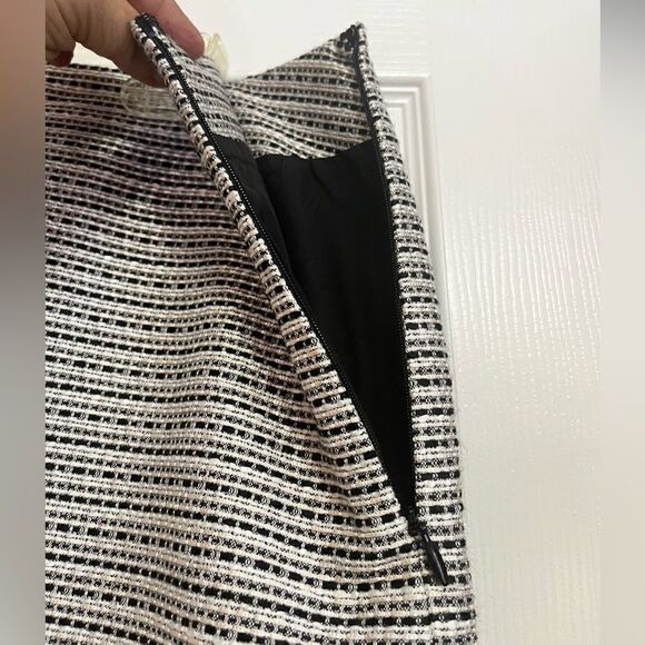 Loft Black/White Tweed Fringe Bottom Mini Skirt - Picture 4 of 9